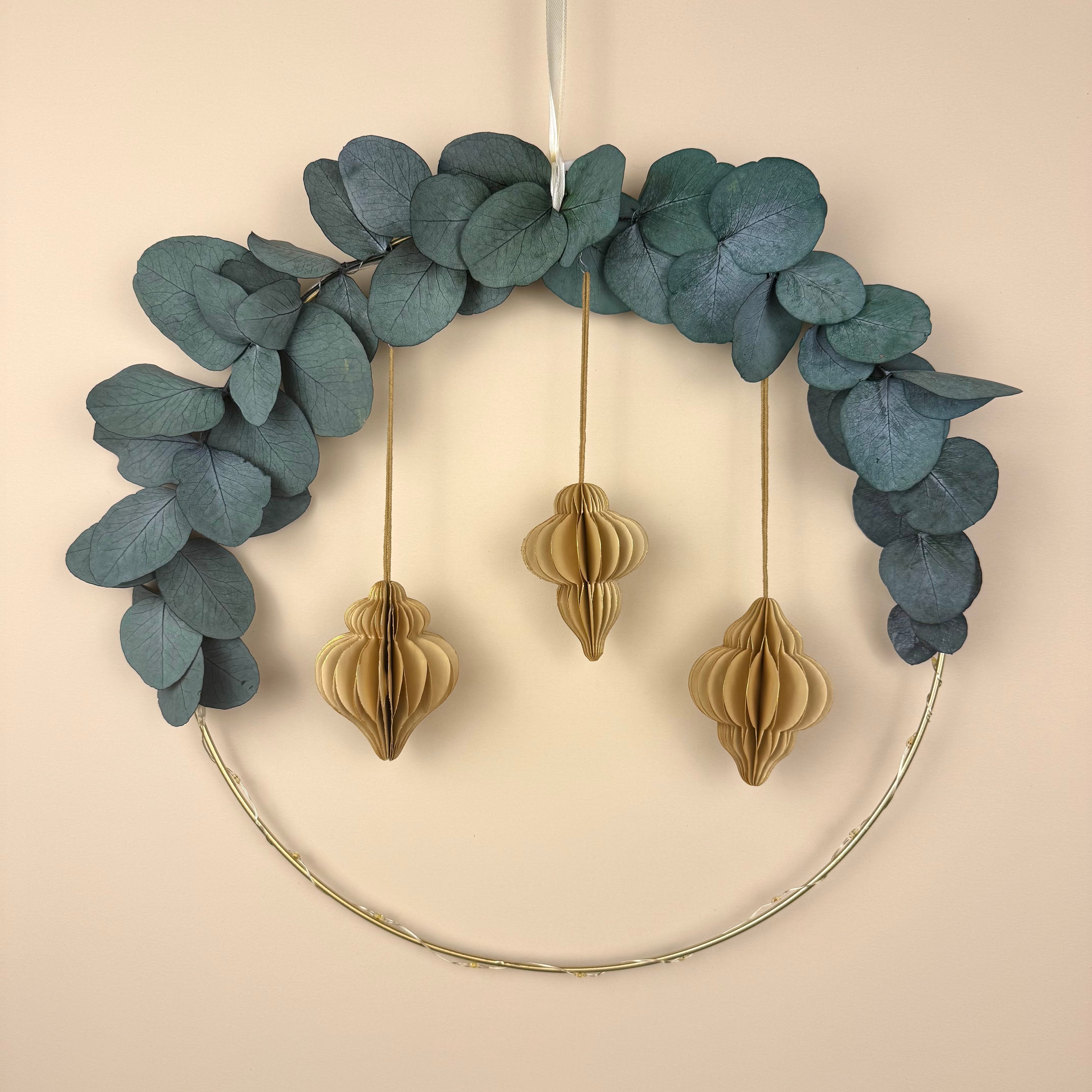 Dekoset
Trockenblumenkranz LED