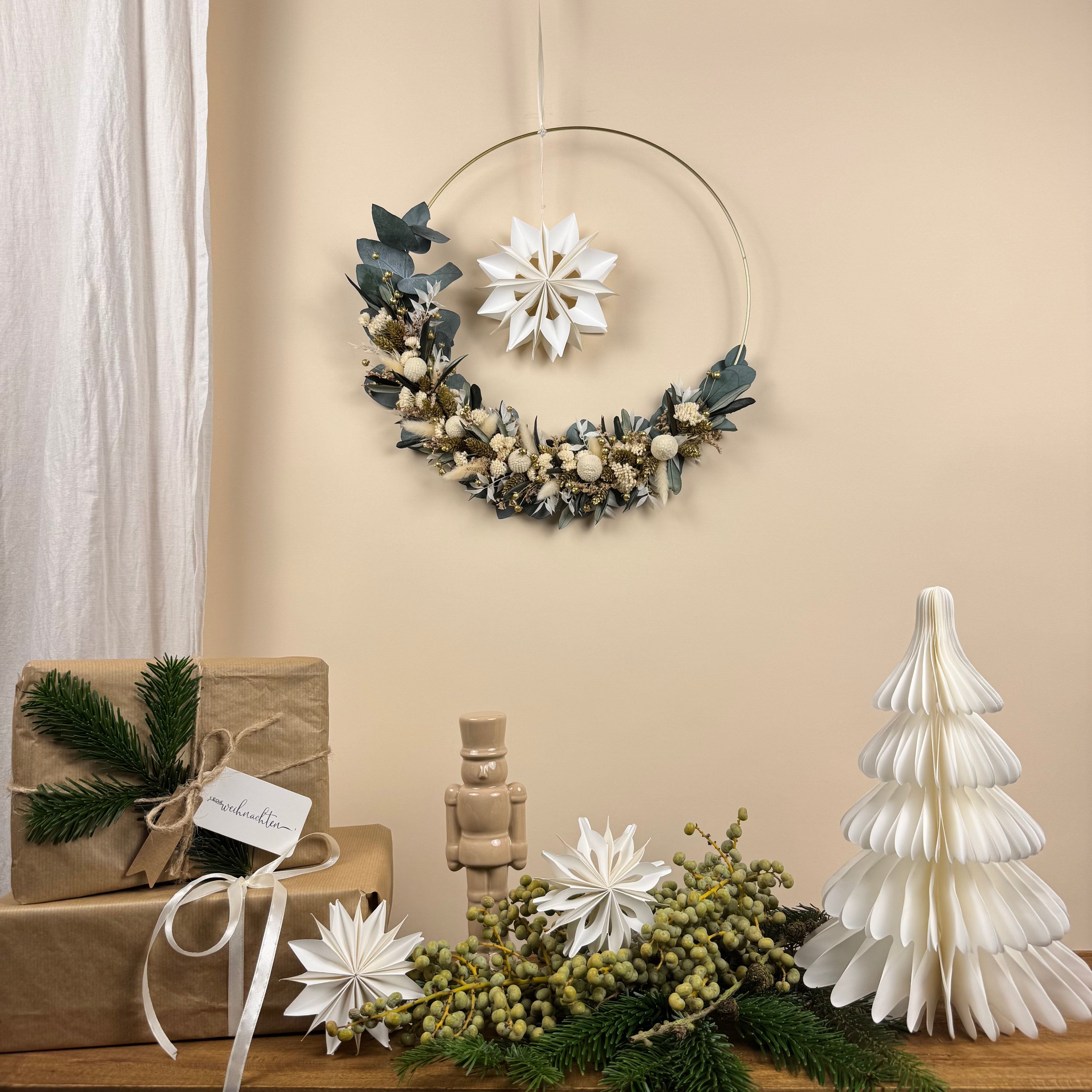 Trockenblumenkranz Weihnachten