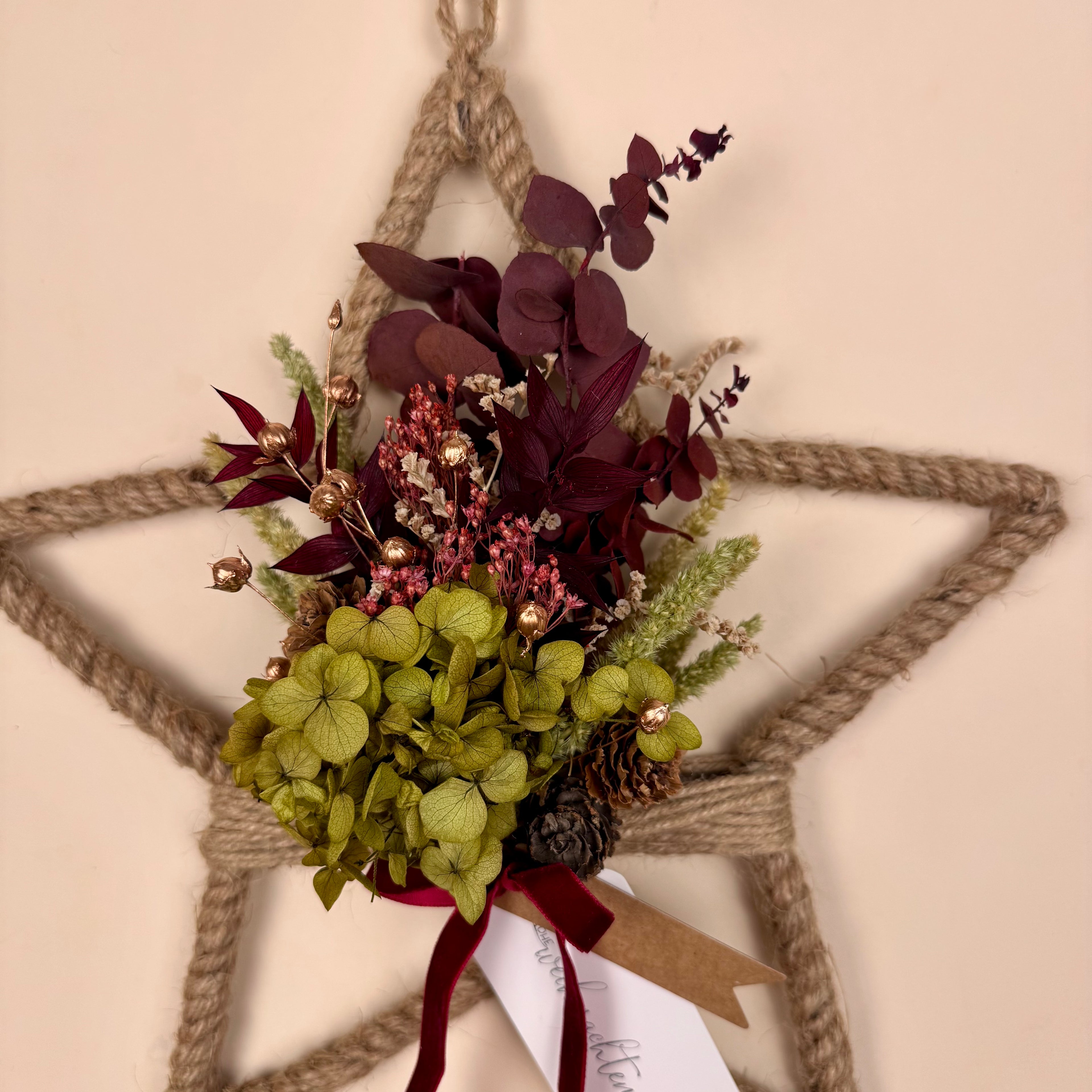 Weihnachtsstern
Weihnachtsdekoration