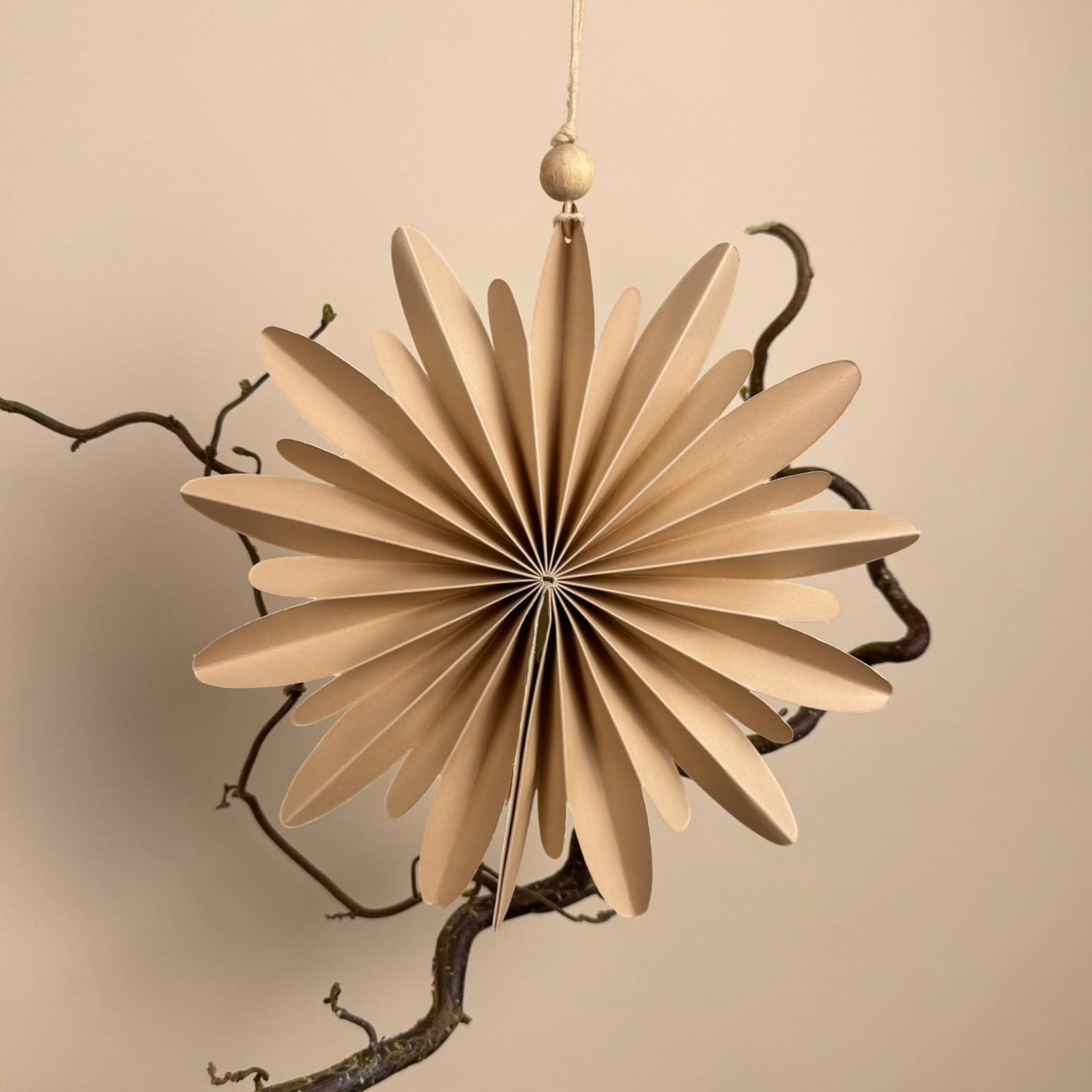Blütenanhänger beige 
