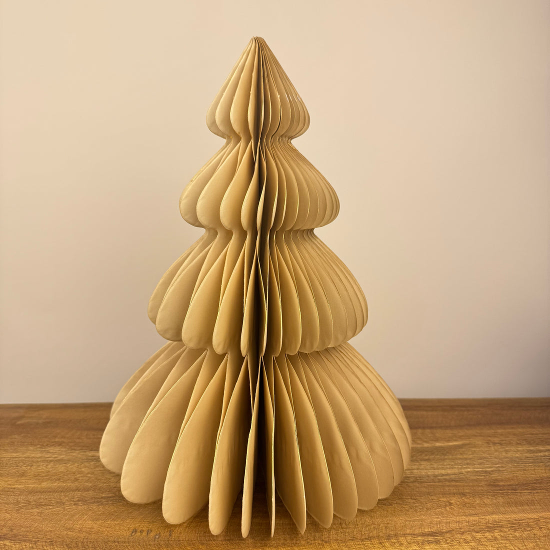 Dekobaum
Papierbaum
Weihnachtsdekoration
