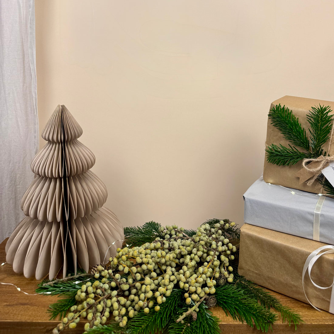 Dekobaum
Papierbaum
Weihnachtsdekoration