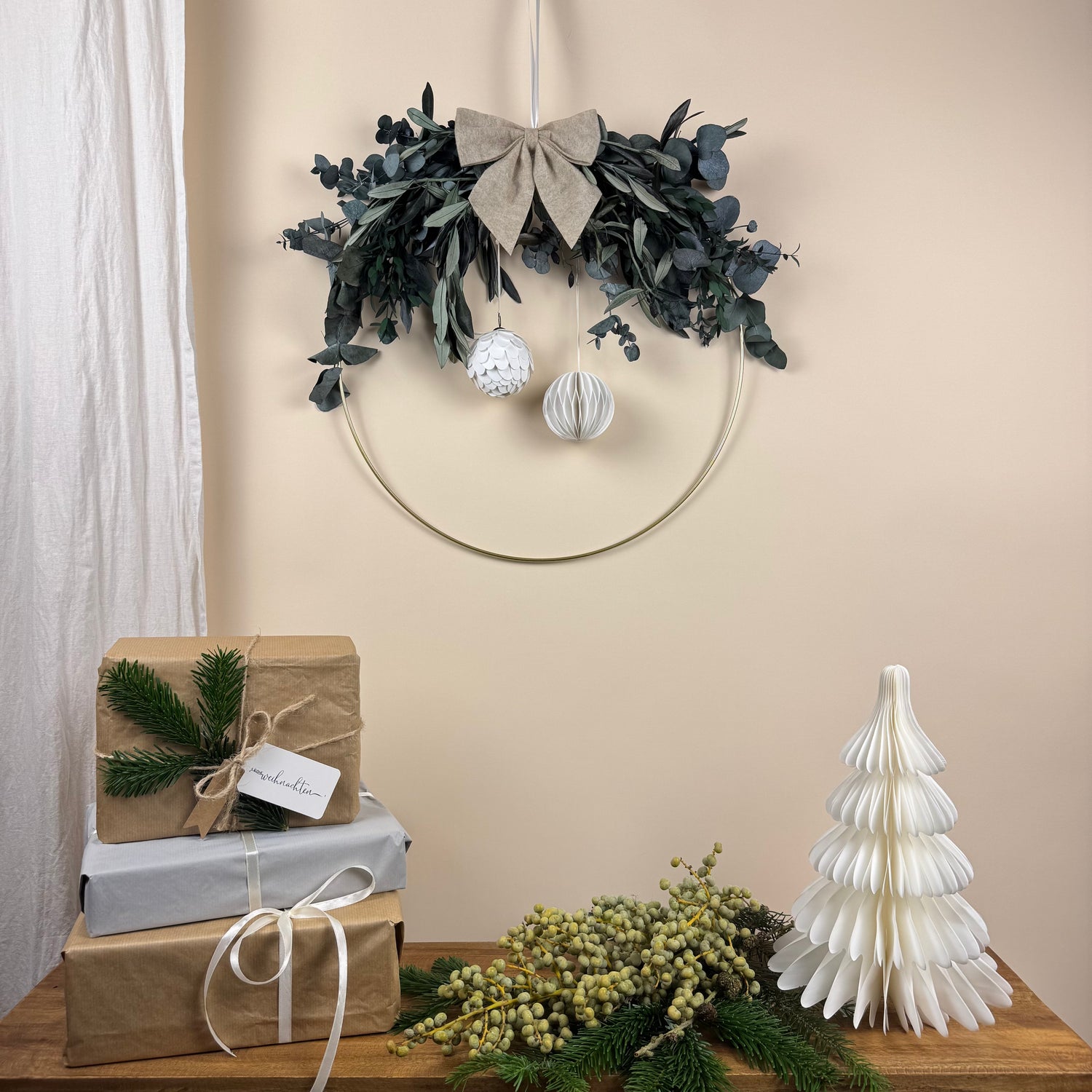 Dekoset Weihnachten
Eukalyptuskranz Papierbaum deko