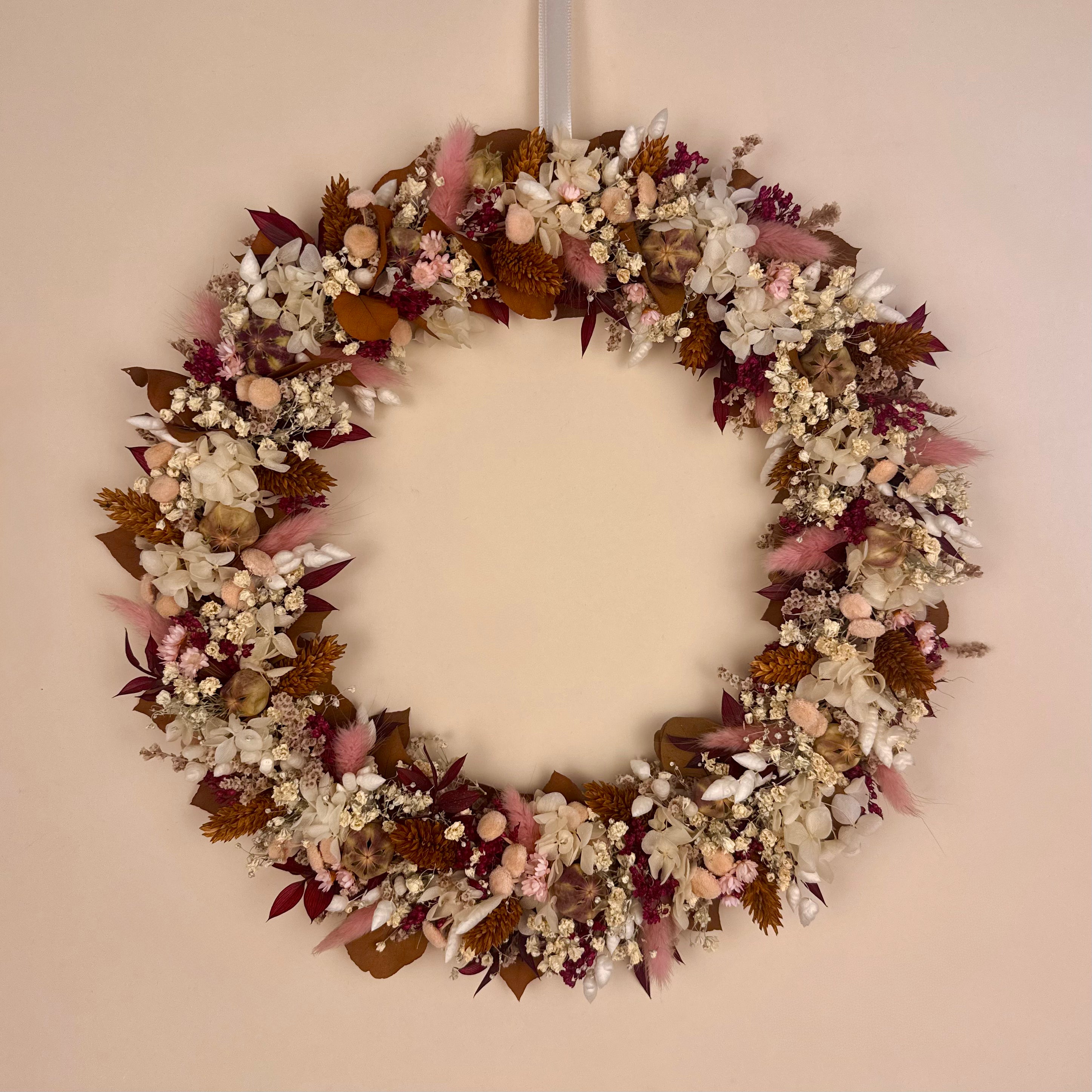Trockenblumenkranz
Türkranz
Herbstkranz